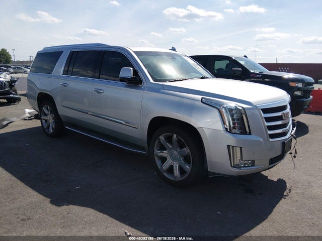 45392198 :رقم المزاد ، 1GYS4HKJ9GR285704 vin ، 2016 Cadillac Escalade Esv Luxury Collection مزاد بيع
