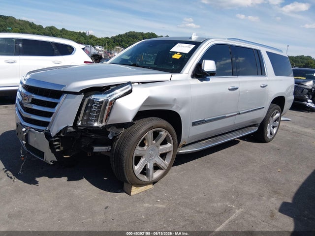 45392198 :رقم المزاد ، 1GYS4HKJ9GR285704 vin ، 2016 Cadillac Escalade Esv Luxury Collection مزاد بيع