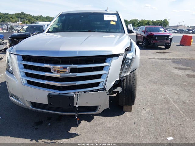 45392198 :رقم المزاد ، 1GYS4HKJ9GR285704 vin ، 2016 Cadillac Escalade Esv Luxury Collection مزاد بيع
