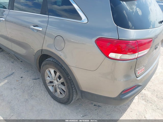 Продажа на аукционе авто 2017 Kia Sorento 2.4l Lx, vin: 5XYPG4A34HG256075, номер лота: 45392225