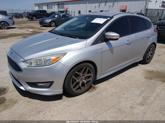 1FADP3K26FL358309 Ford FOCUS SE