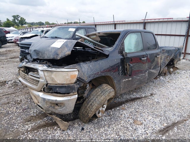 Продаж на аукціоні авто 2020 Ram 1500 Big Horn  4x4 6'4 Box, vin: 1C6SRFBT2LN136735, номер лоту: 45392278