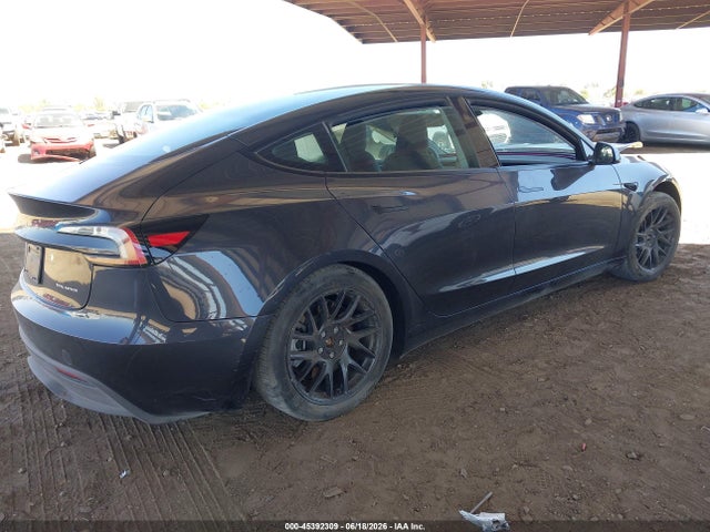 Tesla Model 3 Long Range Dual Motor All-wheel Drive 2024 5YJ3E1EB3RF744690 Image 4