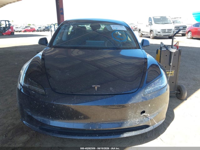 Tesla Model 3 Long Range Dual Motor All-wheel Drive 2024 5YJ3E1EB3RF744690 Image 6