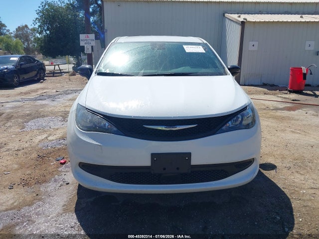 Chrysler Voyager Lx 2025 2C4RC1CGXSR611501 Image 13