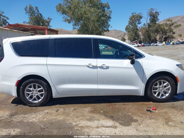 Chrysler Voyager Lx 2025 2C4RC1CGXSR611501 Image 14