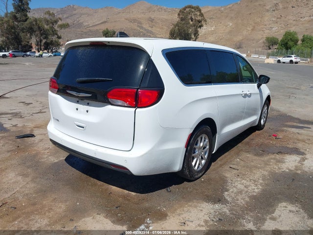 Chrysler Voyager Lx 2025 2C4RC1CGXSR611501 Image 4