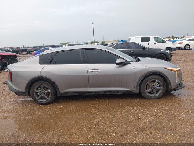 2026 Kia K4 Lxs მანქანა იყიდება აუქციონზე, vin: 3KPFT4DE0TE293795, აუქციონის ნომერი: 45392331
