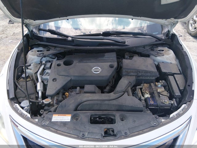 Nissan Altima 2.5 S 2015 1N4AL3AP0FC187472 Image 10