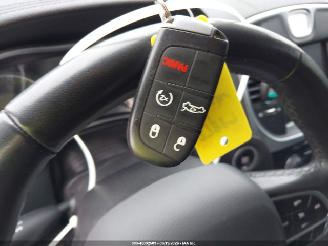 Продажа на аукционе авто 2021 Chrysler 300 Touring L, vin: 2C3CCAAGXMH675981, номер лота: 45392503