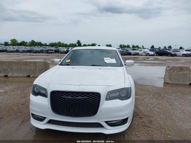 Продажа на аукционе авто 2021 Chrysler 300 Touring L, vin: 2C3CCAAGXMH675981, номер лота: 45392503