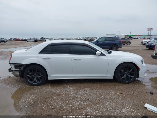 Продажа на аукционе авто 2021 Chrysler 300 Touring L, vin: 2C3CCAAGXMH675981, номер лота: 45392503