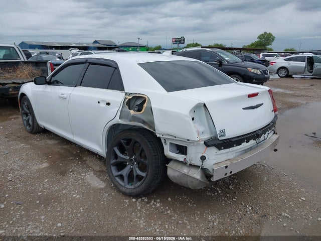 Продажа на аукционе авто 2021 Chrysler 300 Touring L, vin: 2C3CCAAGXMH675981, номер лота: 45392503