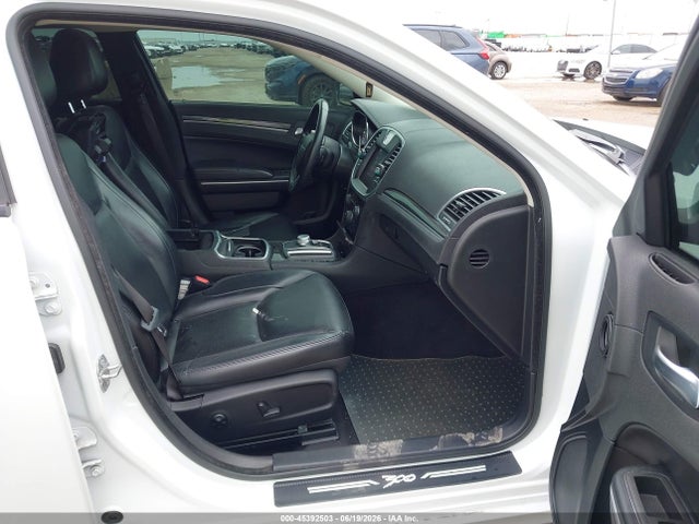 Продажа на аукционе авто 2021 Chrysler 300 Touring L, vin: 2C3CCAAGXMH675981, номер лота: 45392503