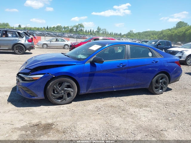 2026 Hyundai Elantra Sel Sport მანქანა იყიდება აუქციონზე, vin: KMHLM4DG9TU120369, აუქციონის ნომერი: 45392577