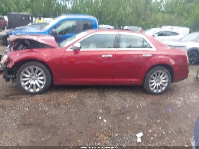 45392586 :رقم المزاد ، 2C3CCAAG2EH352588 vin ، 2014 Chrysler 300 Uptown Edition مزاد بيع