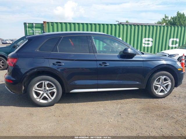 Продаж на аукціоні авто 2018 Audi Q5 2.0t Premium/2.0t Tech Premium, vin: WA1ANAFY6J2050667, номер лоту: 45392595