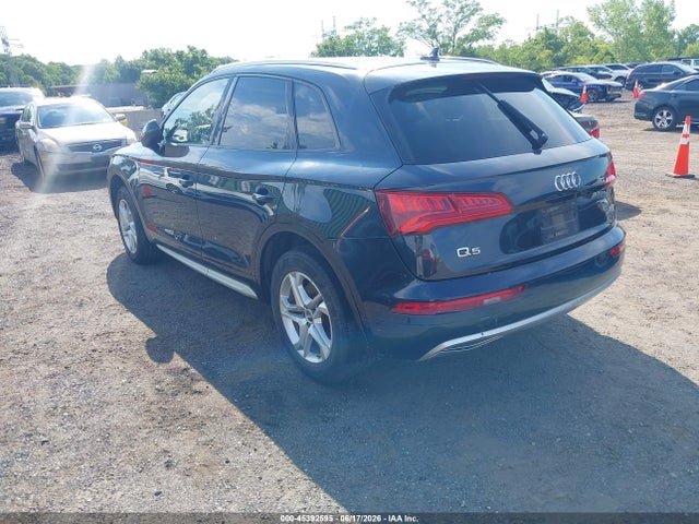 Продаж на аукціоні авто 2018 Audi Q5 2.0t Premium/2.0t Tech Premium, vin: WA1ANAFY6J2050667, номер лоту: 45392595