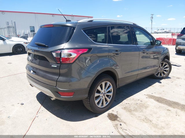 45392597 :رقم المزاد ، 1FMCU0JD7HUE54412 vin ، 2017 Ford Escape Titanium مزاد بيع