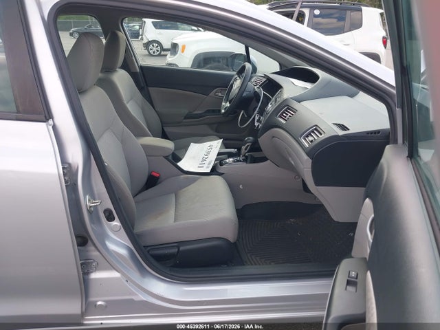 Продажа на аукционе авто 2015 Honda Civic Lx, vin: 19XFB2F52FE296805, номер лота: 45392611