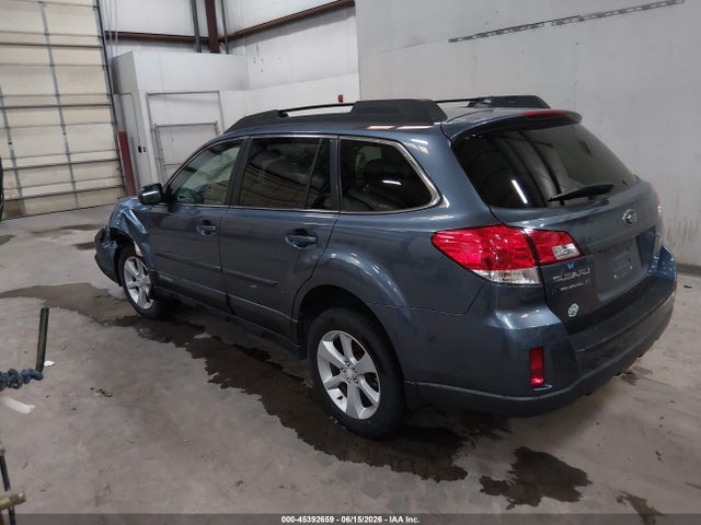 Subaru Outback 2.5i Premium 2014 4S4BRBDC0E3315851 Image 3