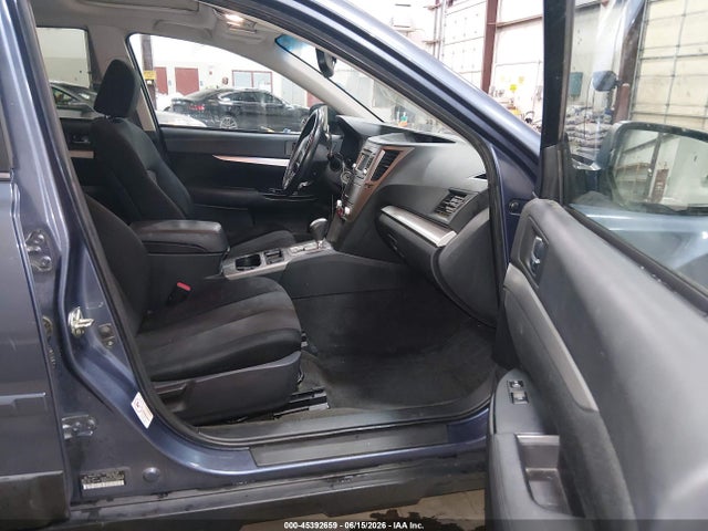 Subaru Outback 2.5i Premium 2014 4S4BRBDC0E3315851 Image 5