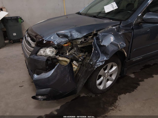 Subaru Outback 2.5i Premium 2014 4S4BRBDC0E3315851 Image 6