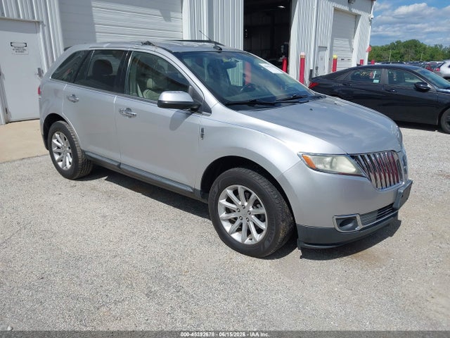 Продаж на аукціоні авто 2011 Lincoln Mkx, vin: 2LMDJ6JK7BBJ20526, номер лоту: 45392678
