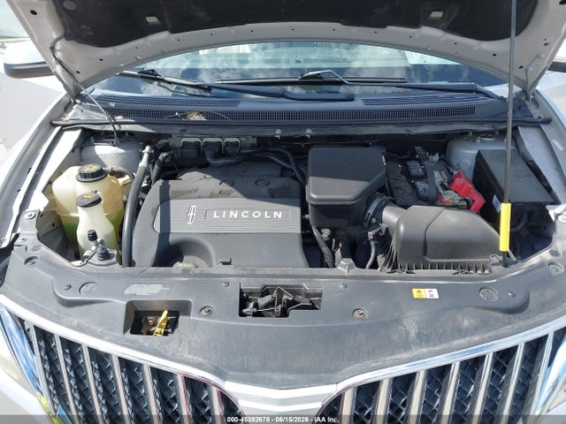 Продаж на аукціоні авто 2011 Lincoln Mkx, vin: 2LMDJ6JK7BBJ20526, номер лоту: 45392678