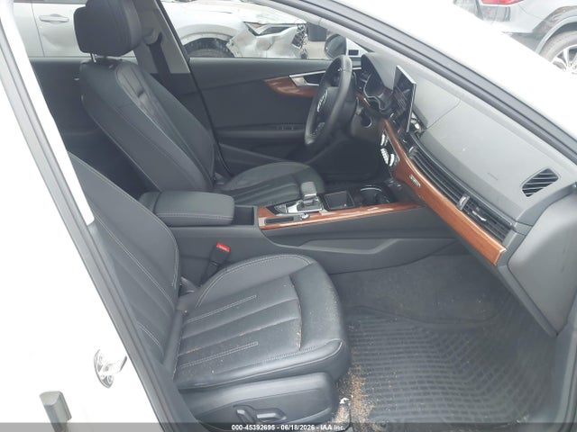 Aukcja sprzedaży 2023 Audi A4 Premium 40 Tfsi Quattro S Tronic, vin: WAUABAF42PN008416, numer aukcji: 45392695