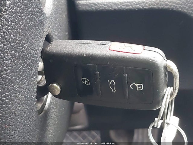 Продаж на аукціоні авто 2010 Volkswagen Jetta Limited Edition, vin: 3VWAX7AJ7AM137898, номер лоту: 45392711