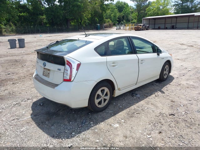 Toyota Prius Four 2014 JTDKN3DU0E1801523 Image 4