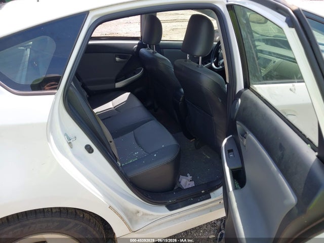 Toyota Prius Four 2014 JTDKN3DU0E1801523 Image 8