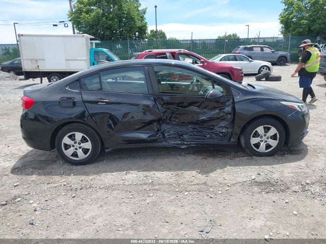 1G1BC5SM6H7172770 Chevrolet Cruze Ls Auto