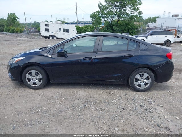 1G1BC5SM6H7172770 Chevrolet Cruze Ls Auto
