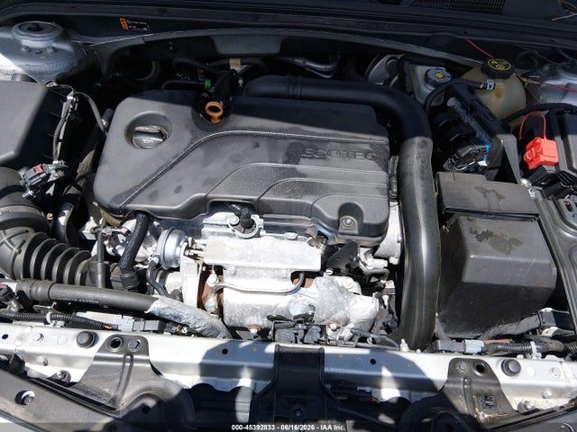 1G1ZC5ST5LF028583 Chevrolet Malibu Fwd 1fl