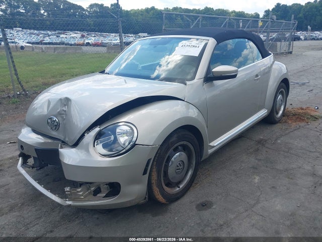 Aukcja sprzedaży 2015 Volkswagen Beetle 1.8t Classic, vin: 3VW517AT6FM822440, numer aukcji: 45392861