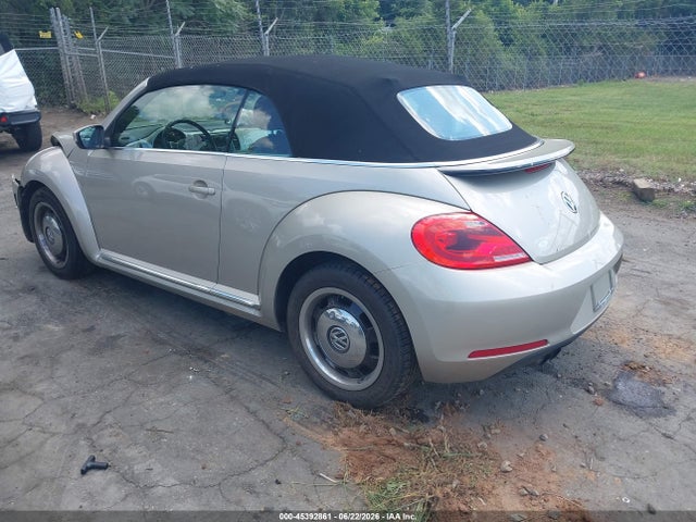 Aukcja sprzedaży 2015 Volkswagen Beetle 1.8t Classic, vin: 3VW517AT6FM822440, numer aukcji: 45392861