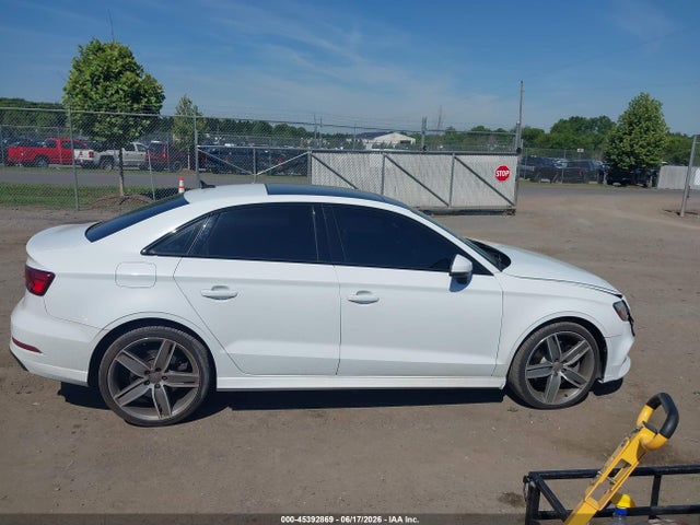 45392869 :رقم المزاد ، WAUJEGFF7LA074473 vin ، 2020 Audi A3 Premium Plus 45 Tfsi S Line Quattro S Tronic مزاد بيع