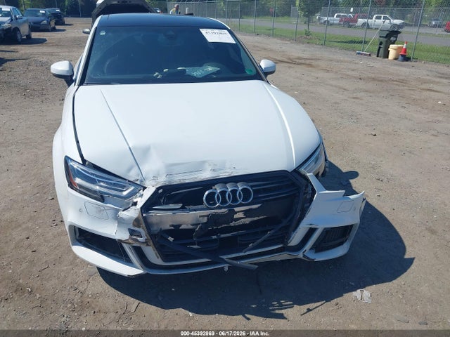 45392869 :رقم المزاد ، WAUJEGFF7LA074473 vin ، 2020 Audi A3 Premium Plus 45 Tfsi S Line Quattro S Tronic مزاد بيع