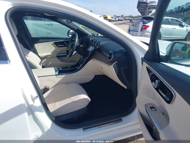 Aukcja sprzedaży 2024 Mercedes-benz C 300, vin: W1KAF4GB6RR169729, numer aukcji: 45392905