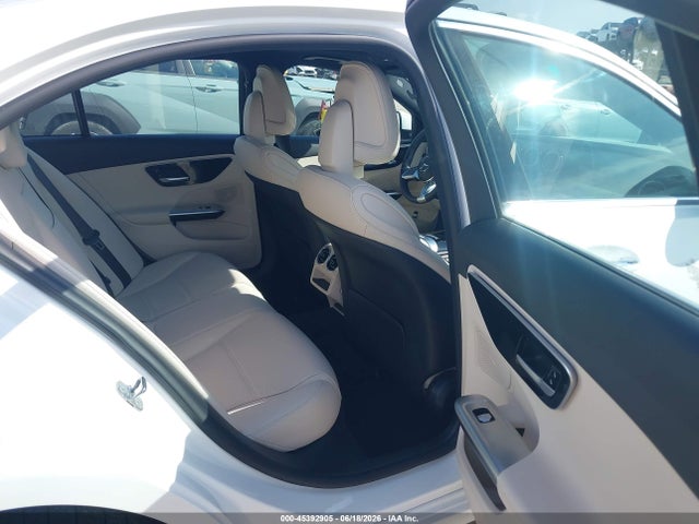 Aukcja sprzedaży 2024 Mercedes-benz C 300, vin: W1KAF4GB6RR169729, numer aukcji: 45392905