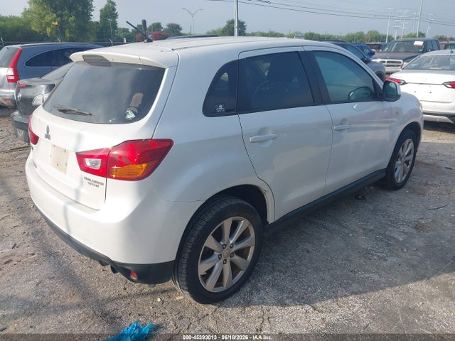 4A4AP3AU8FE032699 Mitsubishi Outlander Sport Es