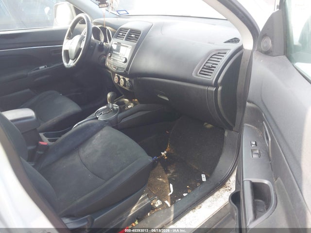 4A4AP3AU8FE032699 Mitsubishi Outlander Sport Es