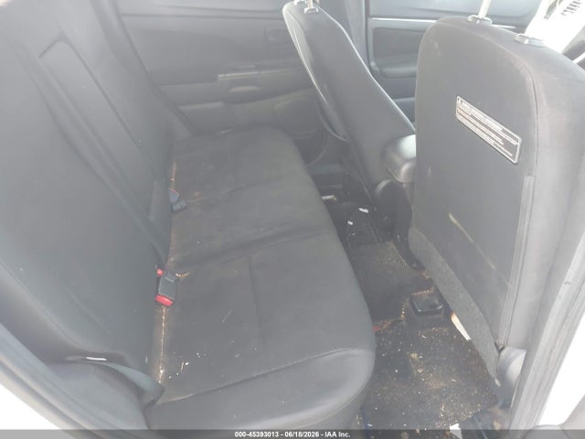4A4AP3AU8FE032699 Mitsubishi Outlander Sport Es