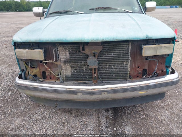 Продажа на аукционе авто 1994 Chevrolet Gmt-400 C1500, vin: 2GCEC19K4R1166790, номер лота: 45393029
