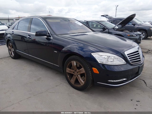 Продаж на аукціоні авто 2012 Mercedes-benz S 550, vin: WDDNG7DB2CA425343, номер лоту: 45393031