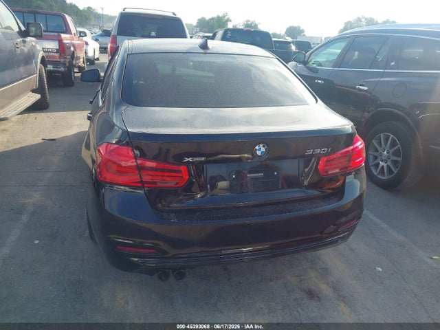 2018 Bmw 330i Xdrive მანქანა იყიდება აუქციონზე, vin: WBA8D9G54JNU72605, აუქციონის ნომერი: 45393068