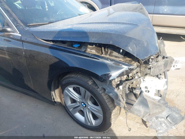 2018 Bmw 330i Xdrive მანქანა იყიდება აუქციონზე, vin: WBA8D9G54JNU72605, აუქციონის ნომერი: 45393068