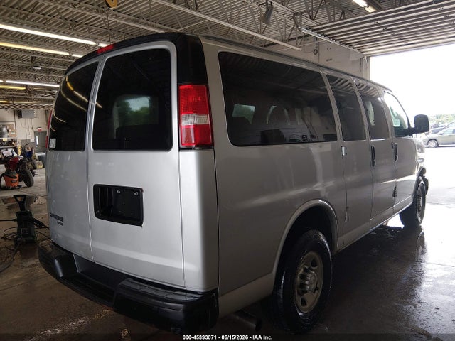 Chevrolet Express 2500 Ls 2016 1GAWGEFF7G1280236 Image 4
